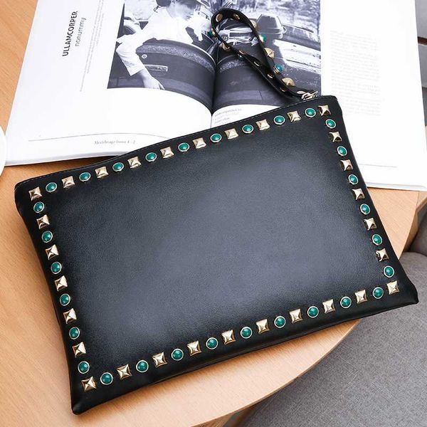 мода женская сумочка большой клатч женская ручная сумка заклепки женский конверт клатч с браслетом сумка без ремешка черный красный мешок бо
мода женская сумочка большой клатч женская ручная сумка заклепки женский конверт клатч с браслетом сумка без ремешка черный красный мешок бо