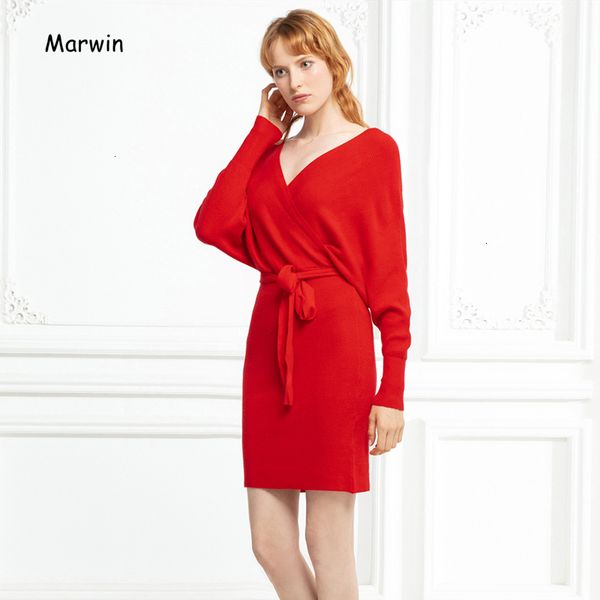 new spring, new spring and autumn, 2019, strong winter bat sleeves, tall street neck style, various women, Black;white
new spring, new spring and autumn, 2019, strong winter bat sleeves, tall street neck style, various women, Black;white