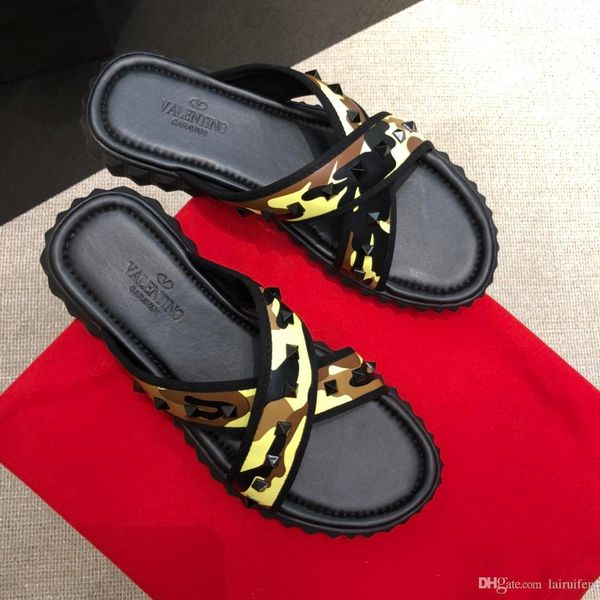 2019 new fashion brands of top quality leather and fashionable breathable leisure men character slippers for free delivery of 38-45
2019 new fashion brands of top quality leather and fashionable breathable leisure men character slippers for free delivery of 38-45