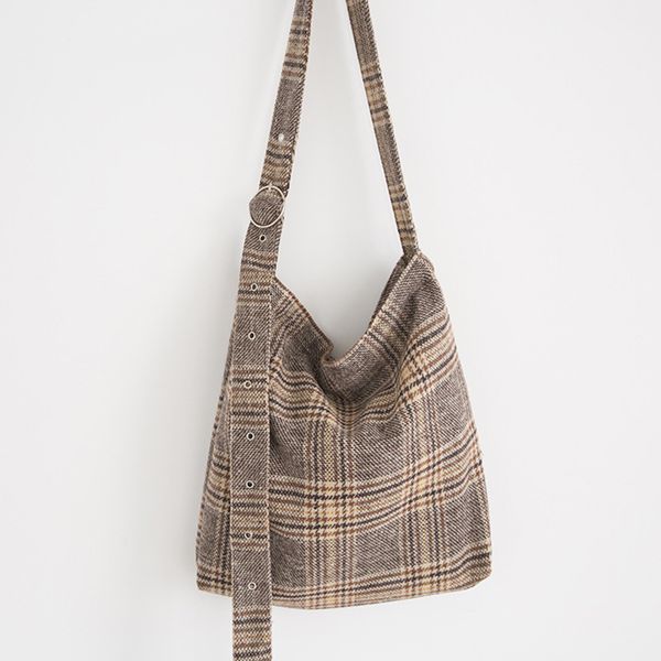 leisure wool felt hobo shoulder bag casual fabric slouch shoulder bag for teenager student plaid soft hipster messenger
leisure wool felt hobo shoulder bag casual fabric slouch shoulder bag for teenager student plaid soft hipster messenger