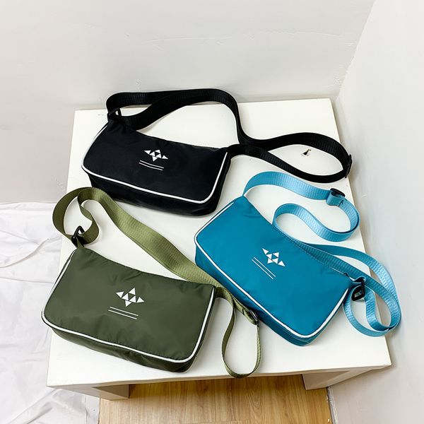 original design fairy bag 2020 new fashion contrast color square bag simple shoulder messenger
original design fairy bag 2020 new fashion contrast color square bag simple shoulder messenger