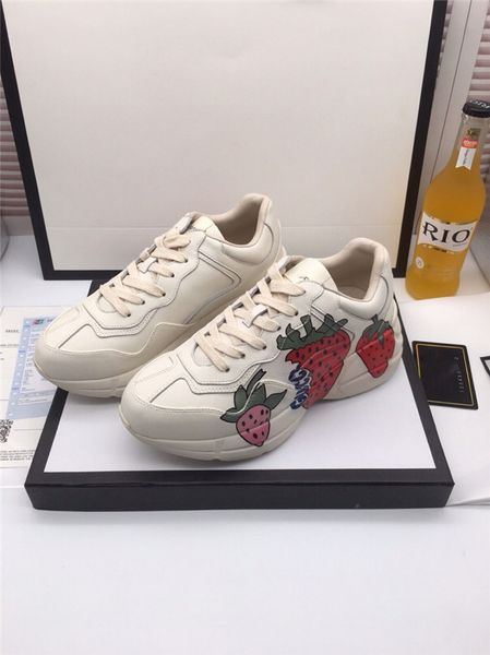 mens rhyton casual shoe trendy dad sneaker paris dancing streetwear early spring women thick bottom sports leather sneakers with box, Black
mens rhyton casual shoe trendy dad sneaker paris dancing streetwear early spring women thick bottom sports leather sneakers with box, Black