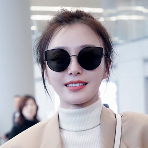 qin lan's same sunglasses 2009 new cat's eye trend large frame sunglasses korean edition net red metal, White;black
qin lan's same sunglasses 2009 new cat's eye trend large frame sunglasses korean edition net red metal, White;black