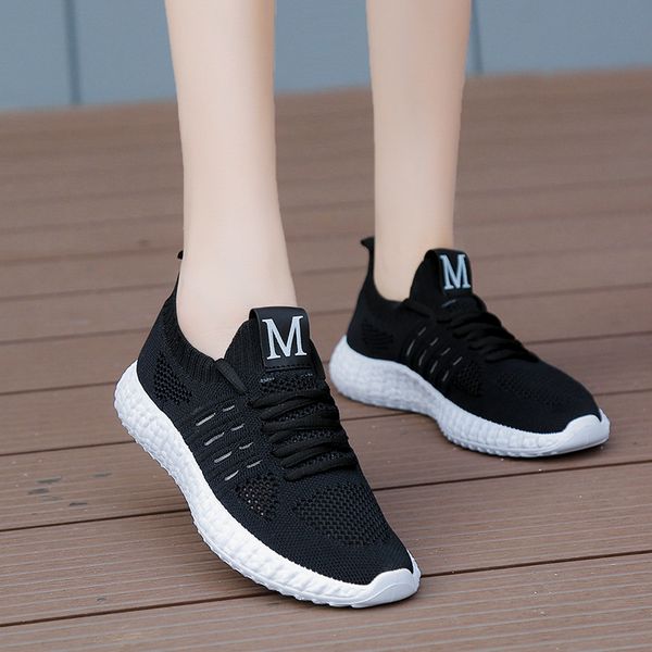 

tenis feminino 2019 summer new light soft gym sport shoes women tennis shoes female stability athletic sneakers trainers cheap