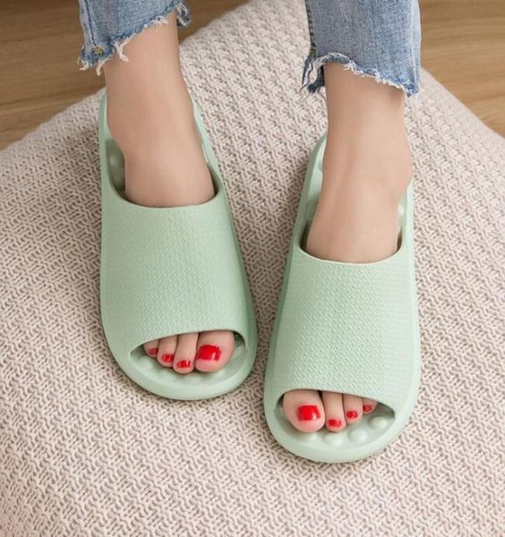 slippers women shoes summer 2020 fashion casual home slippers women indoor simple designer non-slip zapatos de mujer, Black
slippers women shoes summer 2020 fashion casual home slippers women indoor simple designer non-slip zapatos de mujer, Black