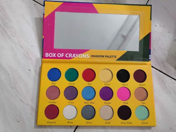 2019box of crayons eyeshadow ishadow palette 18 color shimmer matte eyeshadow palette makeup eye shadow dhl
2019box of crayons eyeshadow ishadow palette 18 color shimmer matte eyeshadow palette makeup eye shadow dhl