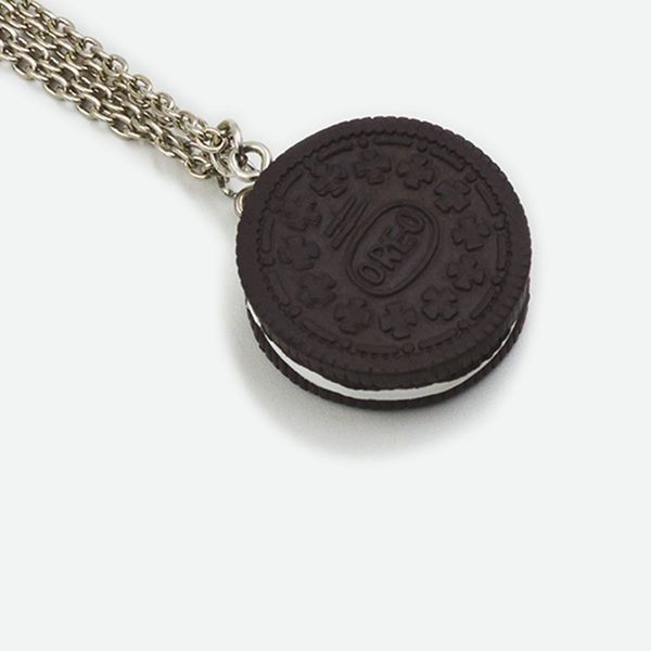 2019 selling trendy lover's fashion jewelry accessories oreo sandwich biscuit love chains necklaces for party, Silver
2019 selling trendy lover's fashion jewelry accessories oreo sandwich biscuit love chains necklaces for party, Silver