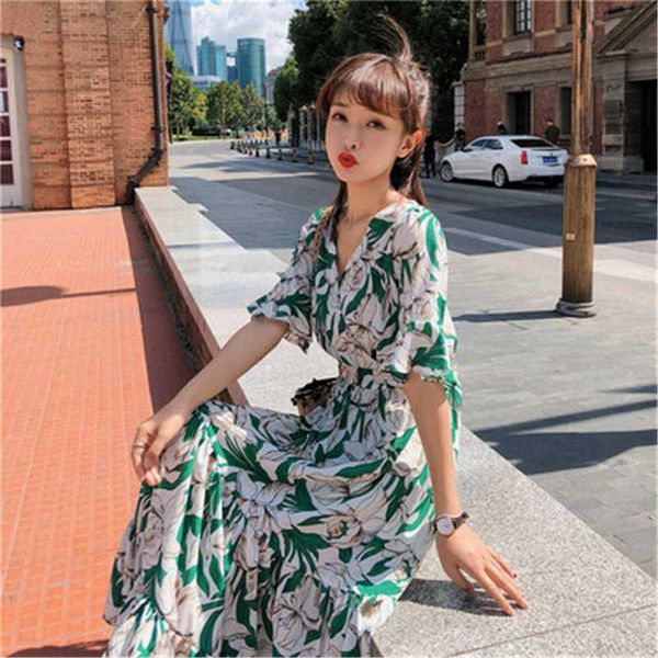new elegant beach dress women fashion v neck flare sleeve ruffle dress casual summer holiday bohemia women long floral, Black;gray
new elegant beach dress women fashion v neck flare sleeve ruffle dress casual summer holiday bohemia women long floral, Black;gray