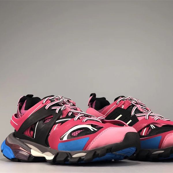 triple s 3.0 new color pink blue white tess s men women clunky sneaker casual shoes designer shoe with dust bag c30 c09, Black
triple s 3.0 new color pink blue white tess s men women clunky sneaker casual shoes designer shoe with dust bag c30 c09, Black