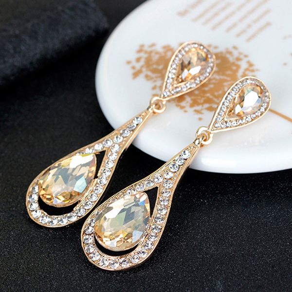 серьги 1pair моды серьги свадебные аксессуары водослива длинные подвеска блестящие серьги rhinestone xh, Silver
серьги 1pair моды серьги свадебные аксессуары водослива длинные подвеска блестящие серьги rhinestone xh, Silver