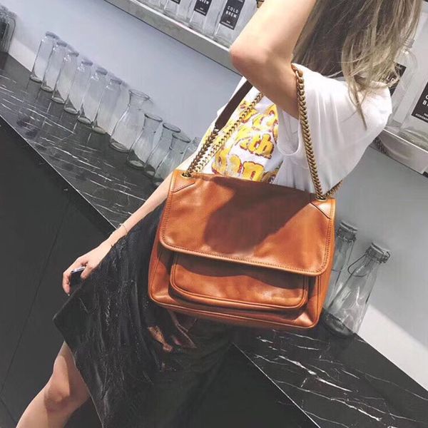 designer handbags fashion luxury ladies large capacity chain shoulder bags women crossbody messae bag size: 28x20cm ing
designer handbags fashion luxury ladies large capacity chain shoulder bags women crossbody messae bag size: 28x20cm ing