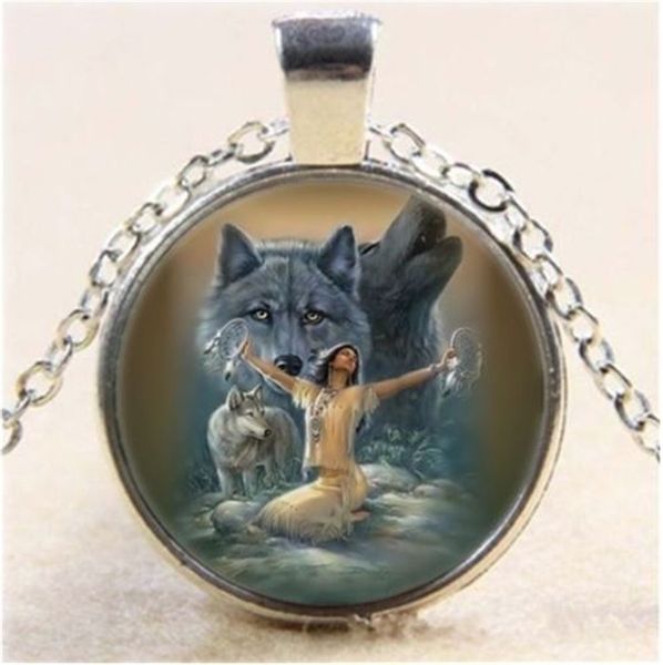 Wolf Photo Glass Pendant Necklace Wolf and Beauty Pattern Silver Necklace 25mm Convex Jewelry Necklace Fashion Ladies Costume Pendant
Wolf Photo Glass Pendant Necklace Wolf and Beauty Pattern Silver Necklace 25mm Convex Jewelry Necklace Fashion Ladies Costume Pendant