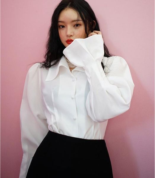elegant lady white blouse ruffle flare sleeve shirt women office look spring chemise femme blusa mujer camisa
elegant lady white blouse ruffle flare sleeve shirt women office look spring chemise femme blusa mujer camisa