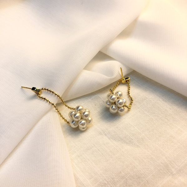 fashion-pendant studs handmade zircon personality luxury jewelry 18k gold plated brass needle earrings stud earrings for women asymme, Golden;silver
fashion-pendant studs handmade zircon personality luxury jewelry 18k gold plated brass needle earrings stud earrings for women asymme, Golden;silver