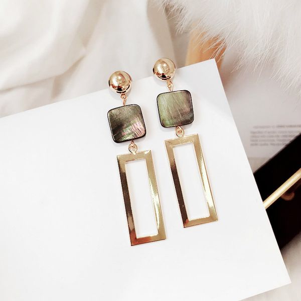 2019 new arrival acrylic trendy women dangle earrings geometric earrings shell shells for women drops, Silver
2019 new arrival acrylic trendy women dangle earrings geometric earrings shell shells for women drops, Silver