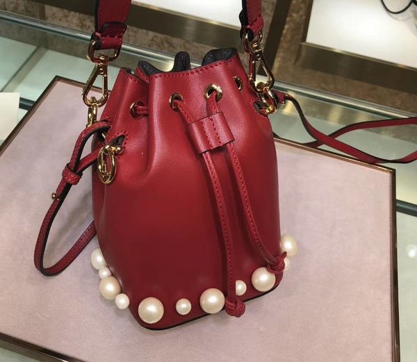 factory wholesale latest original design purse,made by calf skin,many other brand purse,wallet, fast delivery
factory wholesale latest original design purse,made by calf skin,many other brand purse,wallet, fast delivery