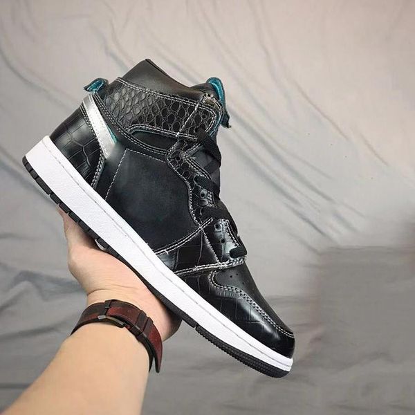 designer shoes 1 black and green basketball shoes 1s shoe surgeon single wing sneakers new mens miami style trainer sports shoes
designer shoes 1 black and green basketball shoes 1s shoe surgeon single wing sneakers new mens miami style trainer sports shoes