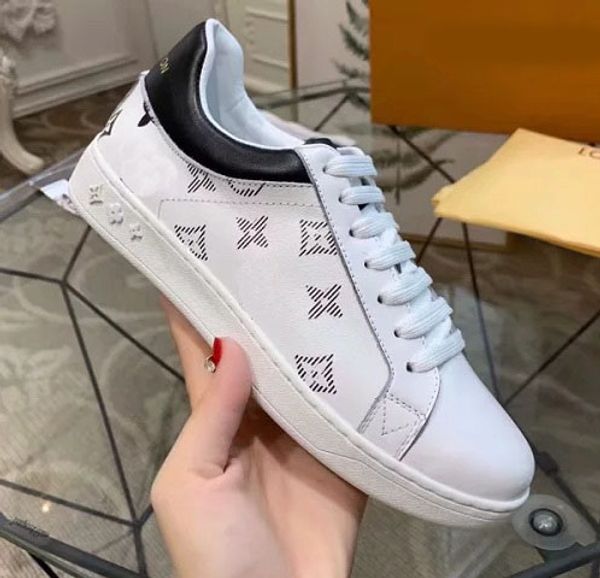 dhl)woman sneaker trainers casual shoes fashion fale lace-up shoes real leather platform sneakers size:35-42 with box, Black
dhl)woman sneaker trainers casual shoes fashion fale lace-up shoes real leather platform sneakers size:35-42 with box, Black