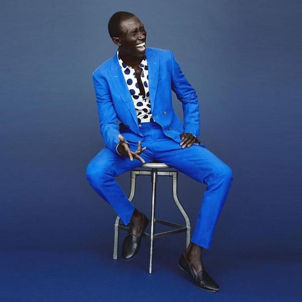 новая оптом и в розницу двубортный groomsmen пик нагрудные groom tuxedos мужские костюмы венчания / prom best man blazer (куртка + брюки + г, Black;gray
новая оптом и в розницу двубортный groomsmen пик нагрудные groom tuxedos мужские костюмы венчания / prom best man blazer (куртка + брюки + г, Black;gray