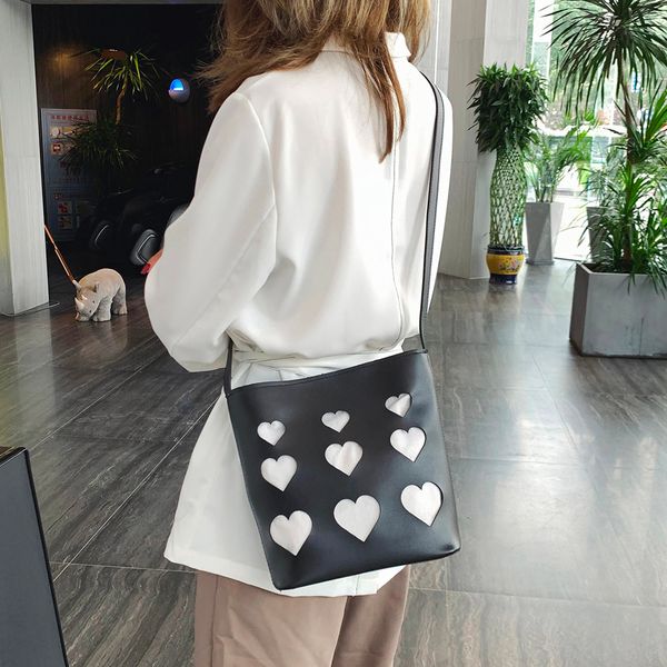 30#women 2019 fashion shoulder bag simple messenger bag hollow heart bucket bandolera mujer
30#women 2019 fashion shoulder bag simple messenger bag hollow heart bucket bandolera mujer