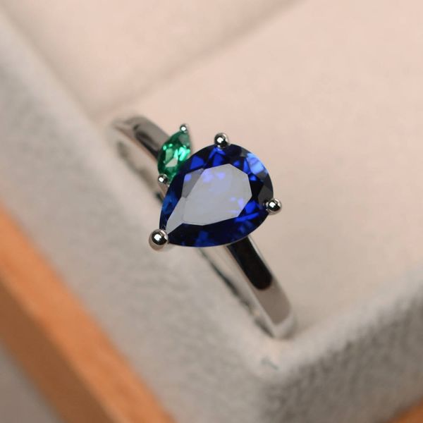 trendy water drop pear shaped colorful zircon rings for women simple chic crystal wedding band finger rings engagement jewelry, Golden;silver
trendy water drop pear shaped colorful zircon rings for women simple chic crystal wedding band finger rings engagement jewelry, Golden;silver