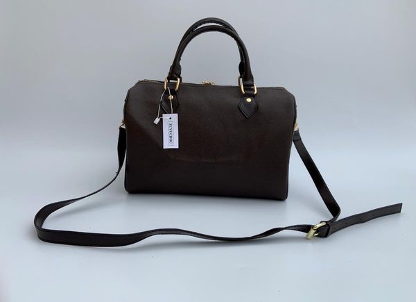 2019 famous designer womens handbag new letter shoulder bag genuine leather messenger bag 35cm pillow bag has serial number
2019 famous designer womens handbag new letter shoulder bag genuine leather messenger bag 35cm pillow bag has serial number