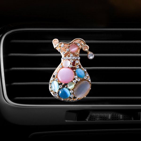 purse style car air freshener perfume bottle diffuser in the car auto air conditioner outlet vent perfume clip
purse style car air freshener perfume bottle diffuser in the car auto air conditioner outlet vent perfume clip