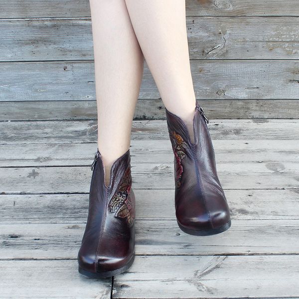 2019 retro low heel ankle boots women soft leather platform boots printing flower side zipper shoes ladies shoes round toe, Black
2019 retro low heel ankle boots women soft leather platform boots printing flower side zipper shoes ladies shoes round toe, Black