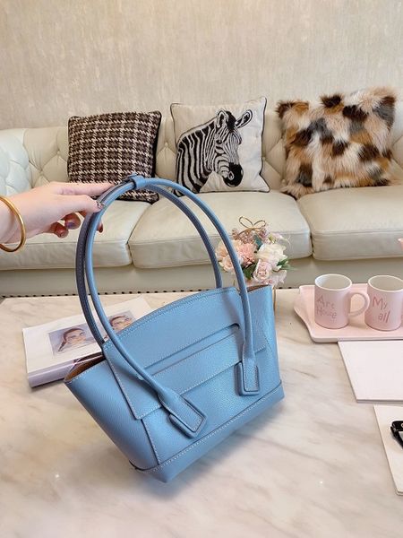 optional classic flap bag women's plaid chain bag ladies luxury handbag fashion designer purse shoulder messenger bags superior quality
optional classic flap bag women's plaid chain bag ladies luxury handbag fashion designer purse shoulder messenger bags superior quality