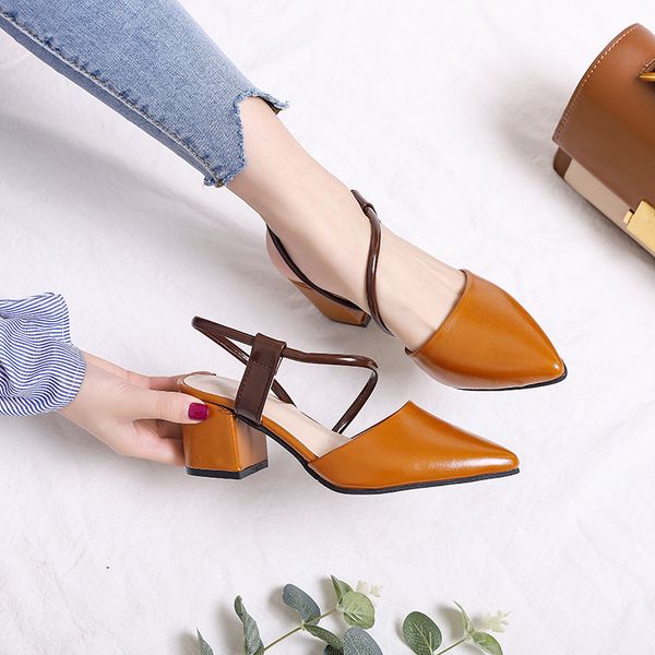 pointed sandals new summer heel a word heel high heels in the korean version of 100 sandals, Black
pointed sandals new summer heel a word heel high heels in the korean version of 100 sandals, Black