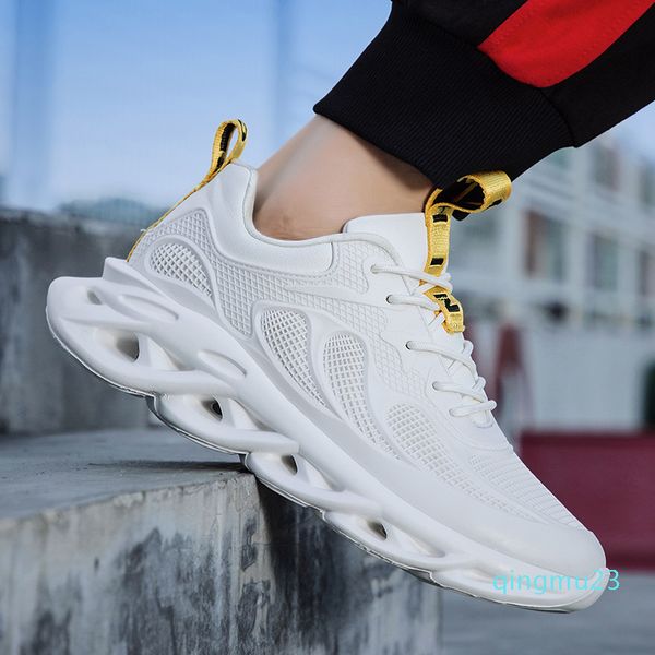 2020 new flying knit sole black white breathable outdoor male sneakers mens running shoes lightweight trainers zapatillas hombre
2020 new flying knit sole black white breathable outdoor male sneakers mens running shoes lightweight trainers zapatillas hombre