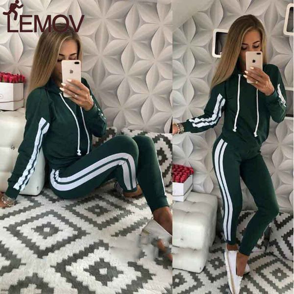 women's casual jogging set 2 pieces running tracksuit slim fit sportswear sport track suit hooded sweatshirts long pants, Black;blue
women's casual jogging set 2 pieces running tracksuit slim fit sportswear sport track suit hooded sweatshirts long pants, Black;blue