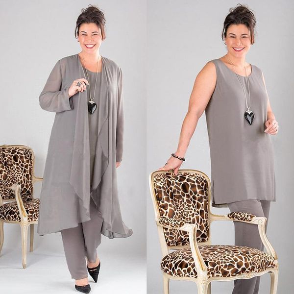 2019 new gray mother of the bride dresses with long jacket women's suits chiffon pant suits long sleeve wedding party gowns, Black;red
2019 new gray mother of the bride dresses with long jacket women's suits chiffon pant suits long sleeve wedding party gowns, Black;red