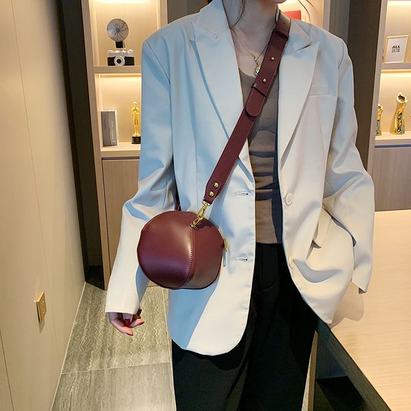 retro fashion personality saddle bag 2019 new pu leather ladies designer handbag geometric shoulder messenger bag
retro fashion personality saddle bag 2019 new pu leather ladies designer handbag geometric shoulder messenger bag