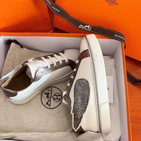 new style high-end luxury ladies casual sneakers four seasons women's shoes fashion brand platform angel wings pattern, Black
new style high-end luxury ladies casual sneakers four seasons women's shoes fashion brand platform angel wings pattern, Black