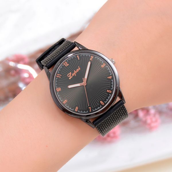 classic women's casual silicone strap band watch analog quartz wrist watch valentine's day gift, Slivery;brown
classic women's casual silicone strap band watch analog quartz wrist watch valentine's day gift, Slivery;brown