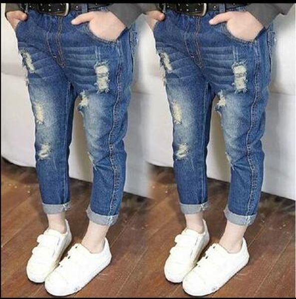 2017 spring children's clothes slim solid holes denim blue baby girls boys jeans for girls boys kids casual jeans long trousers
2017 spring children's clothes slim solid holes denim blue baby girls boys jeans for girls boys kids casual jeans long trousers