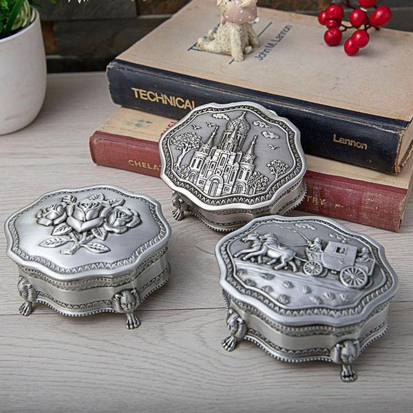 2020 metal european retro rose jewelry storage box vintage fine castle irregular home deskdecoration jewelry box, Black;white
2020 metal european retro rose jewelry storage box vintage fine castle irregular home deskdecoration jewelry box, Black;white