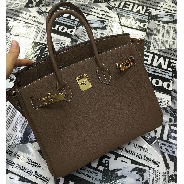 genuine leather women luxury handbag litchi cowhide messenger bag famous designer shoulder crossbody big casual totes
genuine leather women luxury handbag litchi cowhide messenger bag famous designer shoulder crossbody big casual totes