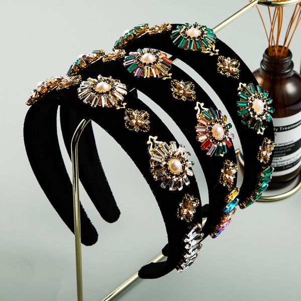 high-grade rhinestone hair band flower pearl super flash gold velvet french headband, Silver
high-grade rhinestone hair band flower pearl super flash gold velvet french headband, Silver