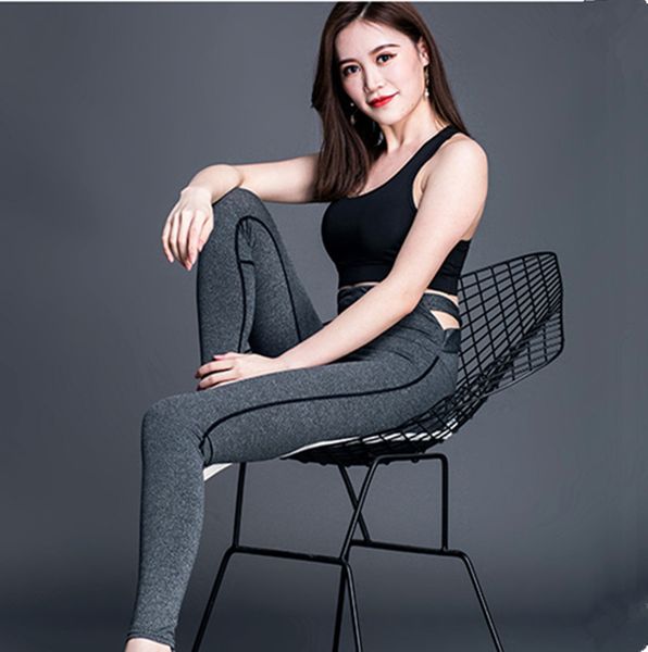 woman yoga sports pants quick-drying running trousers sweatpants women pants capris abdomen cross pants female stretch tight 179, Black;white
woman yoga sports pants quick-drying running trousers sweatpants women pants capris abdomen cross pants female stretch tight 179, Black;white