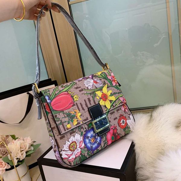 female bag genuine leather fashion one shoulder bucket women bags woman inclined hitting scene across her handbag a designer shoulder bag
female bag genuine leather fashion one shoulder bucket women bags woman inclined hitting scene across her handbag a designer shoulder bag