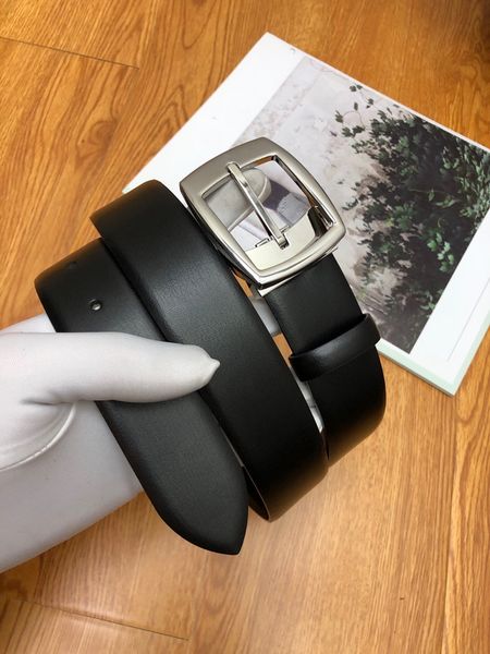 Hot Sale Classic Series Gold and Silver Needle Buckle Men Belt Black Soft Leather Belts Designer Belts for Men and Women + Original Box
Hot Sale Classic Series Gold and Silver Needle Buckle Men Belt Black Soft Leather Belts Designer Belts for Men and Women + Original Box