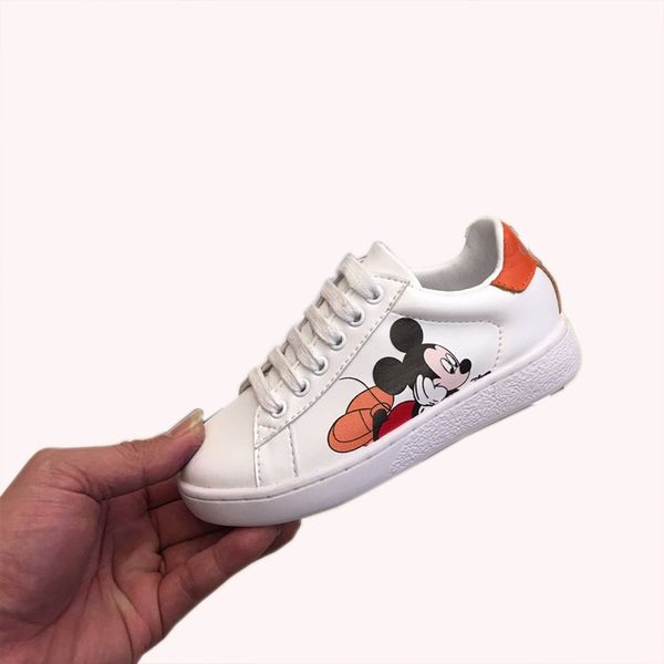 2020 new designer luxury series outdoor leather brand waterproof children's shoes solid color pattern children's casual shoes soft, Black
2020 new designer luxury series outdoor leather brand waterproof children's shoes solid color pattern children's casual shoes soft, Black