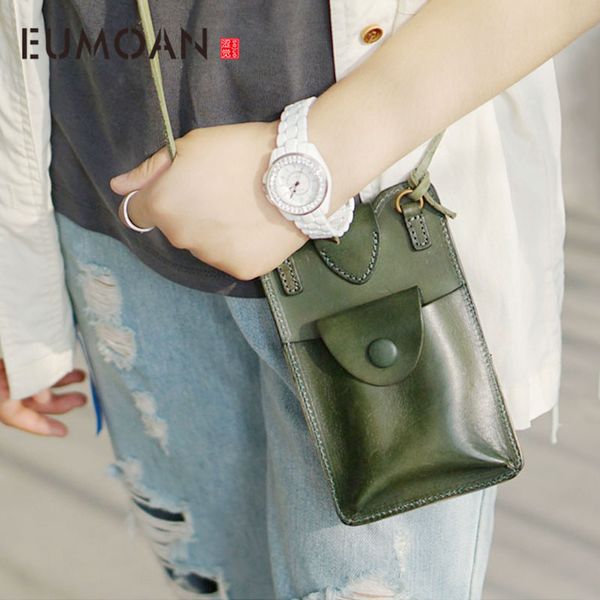 eumoan handmade cowhide-shaped one-shoulder bag, stylish mobile phone bag, women's portable bag 
eumoan handmade cowhide-shaped one-shoulder bag, stylish mobile phone bag, women's portable bag