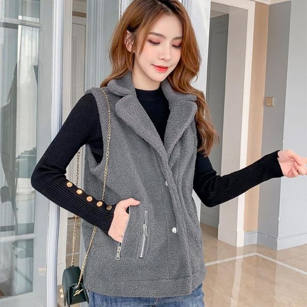 ladies fashion pure color fleece vest coat pocket women leisure turn down collar sleeveless outfit, Black;white
ladies fashion pure color fleece vest coat pocket women leisure turn down collar sleeveless outfit, Black;white