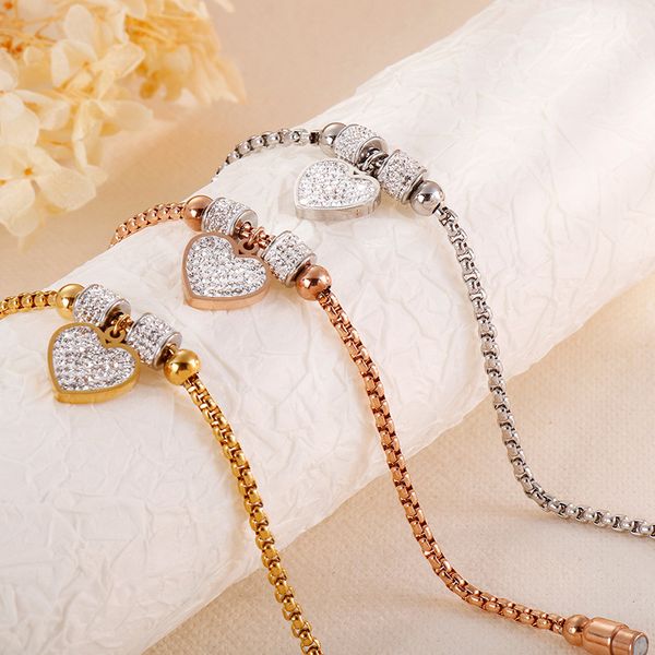 20cm crystal set heart-shaped charm women bracelet rose gold color stainless steel wristband magnet buckle bracelets for gift, Black
20cm crystal set heart-shaped charm women bracelet rose gold color stainless steel wristband magnet buckle bracelets for gift, Black