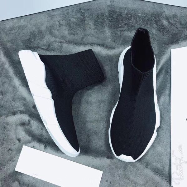 Leather ca ual running outddoor hoe for women and men hoe with box ize 35 45 comfortable hoe
Leather ca ual running outddoor hoe for women and men hoe with box ize 35 45 comfortable hoe
