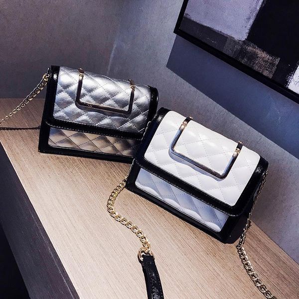 personality lingge ladies handbag new fashion chain casual wild temperament shoulder messenger bag
personality lingge ladies handbag new fashion chain casual wild temperament shoulder messenger bag