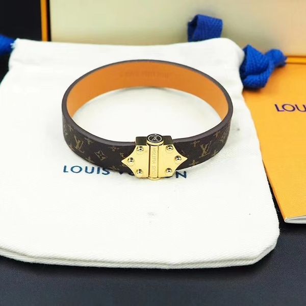 2020 high qualtiy fashion classic alphabet designer jewelry set luxury designer jewelry women bracelet designers necklace with box, Black
2020 high qualtiy fashion classic alphabet designer jewelry set luxury designer jewelry women bracelet designers necklace with box, Black